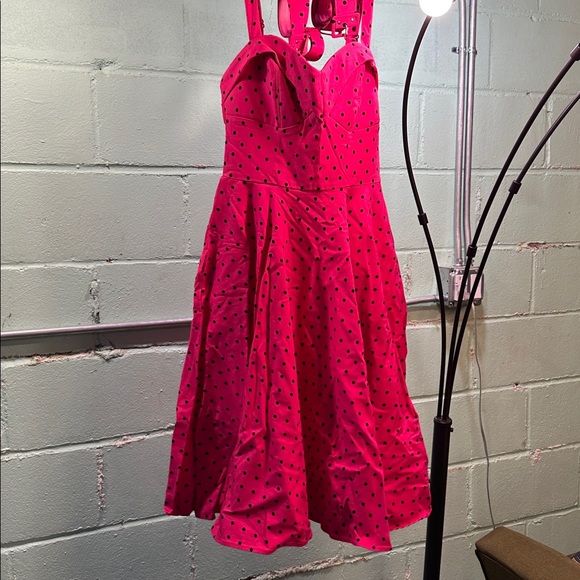 Maneater Swing Dress - Pink & Black w/ Pockets & Matching Thin & Wide Belts - Picture 2 of 3